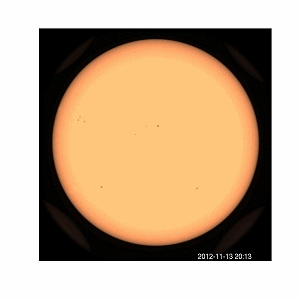 Animation des images SODISM acquises lors de l'éclipse de Soleil par la Lune à la longueur d'onde de 535 nm, le 13 novembre 2012